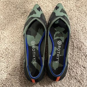 Rothy’s Camo Pointed Toe Flat size 9